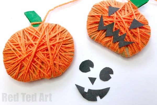 halloween-preschool-yarn-Fall-craft