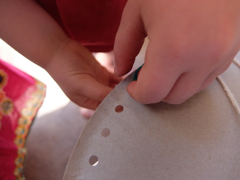 Paper plate apple craft