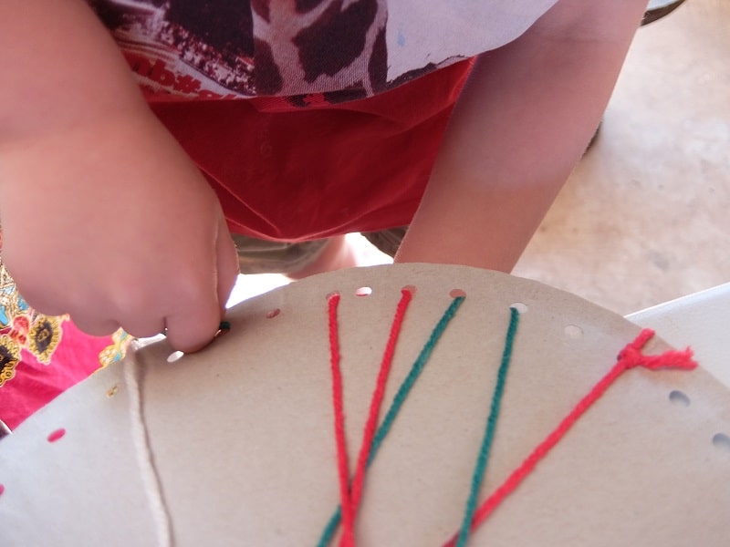 Paper plate apple craft