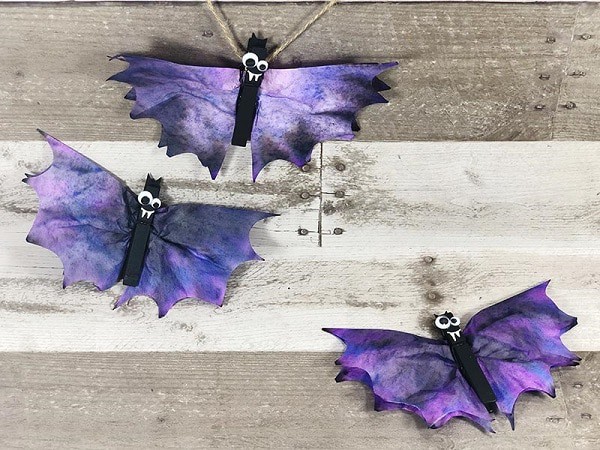 Coffee filter bat craft for Halloween