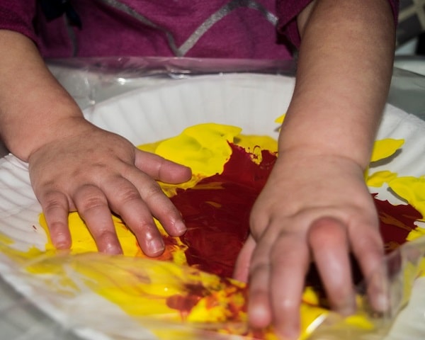 Colour mixing pumpkin craft