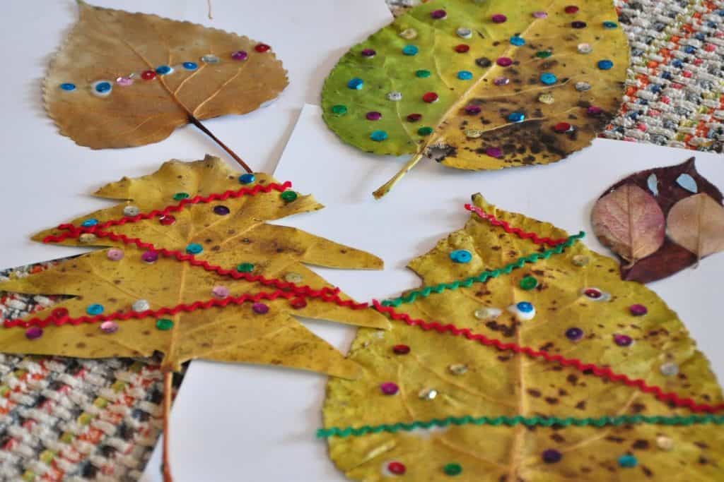 Easy leaf Christmas craft for preschoolers