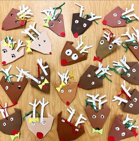 Folder paper reindeer Christmas craft ideas for preschoolers