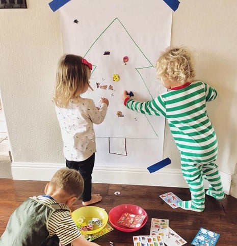 @kristinatoddlerapproved toddler christmas activity