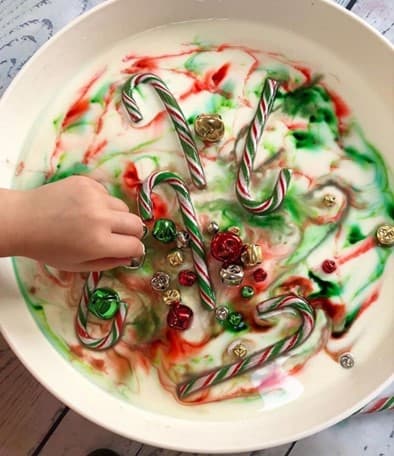 sensiee___ Christmas gloop activity for toddlers and preschoolers