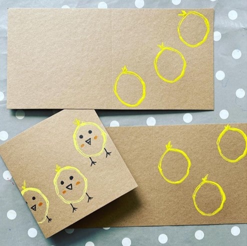 TP stamped Easter card ideas for kids from @tufflove_and_sensoryplay