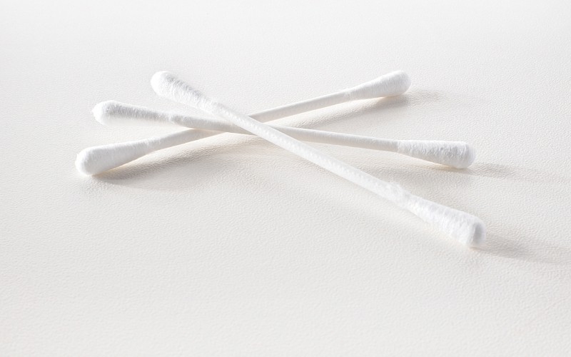 How to help a newborn poop instantly: with a q-tip