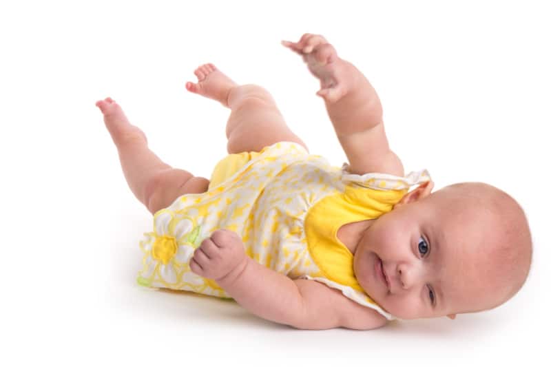 use sleep sack vs swaddle when baby starts rolling over