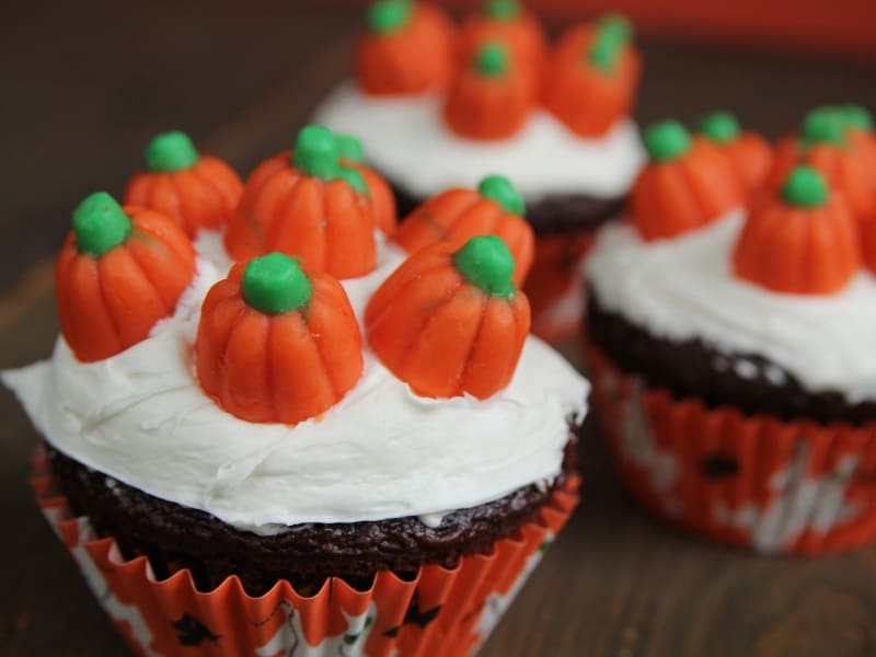 Pumpkin patch cupcake toddler Halloween treats