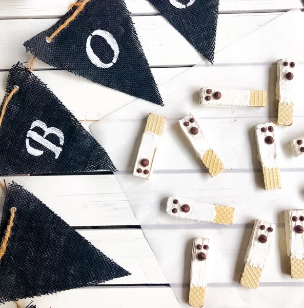 Halloween wafer ghost treats for toddlers 