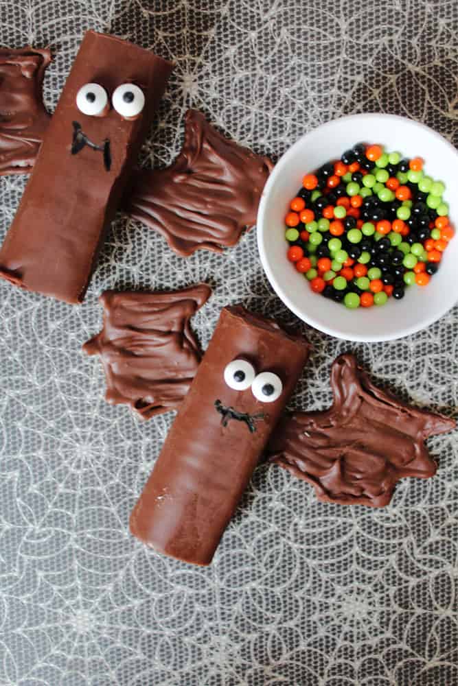 Halloween Bat Cake snacks for kids