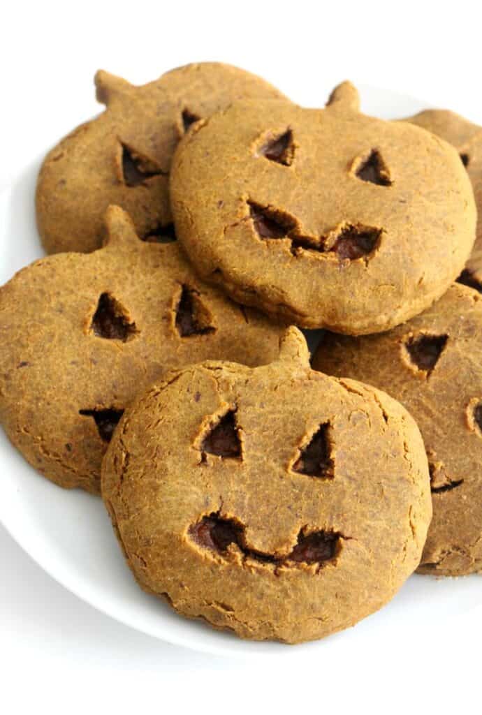 pumpkin cookies for healthy halloween treats for toddlers