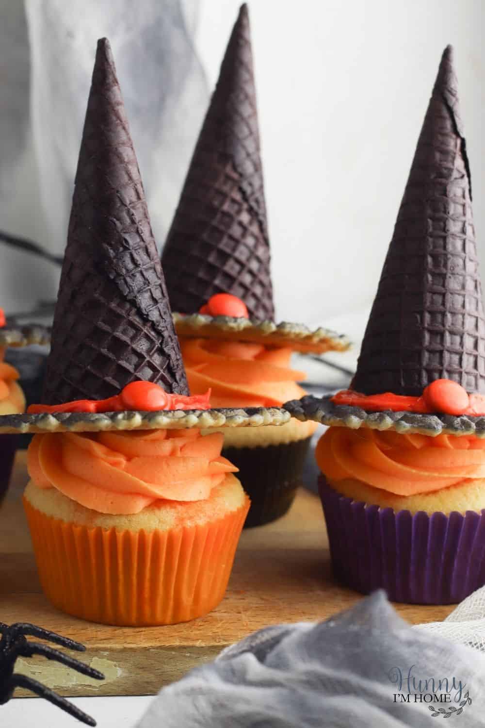 witch hat cupcakes Halloween treats for 2 year olds