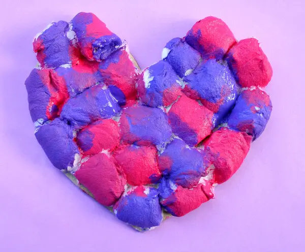 heart craft for toddlers Mothers Day grandmas too