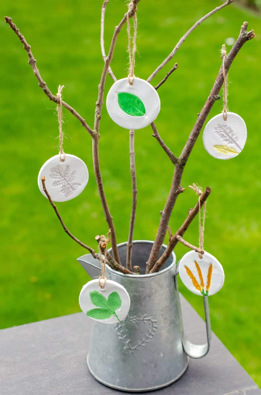 Mother's Day nature crafts for kids to make for Mothers Day 