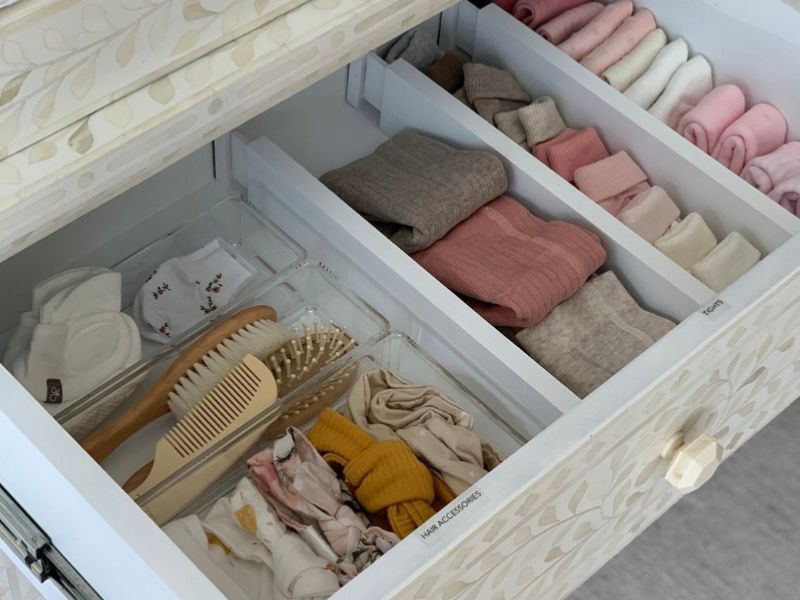 tips on organizing baby's clothes and necessities