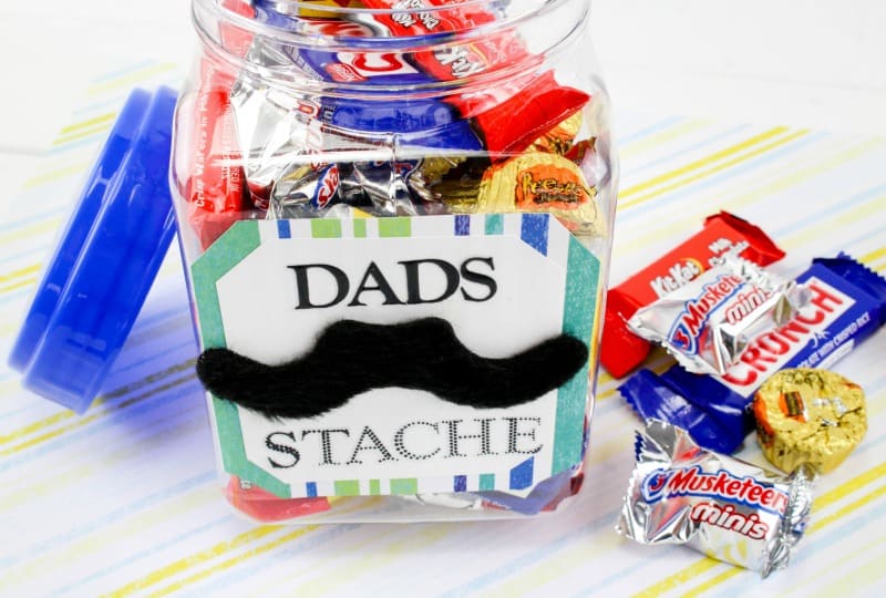 Dad Stache Jar with free printable fathers day crafts for toddlers
