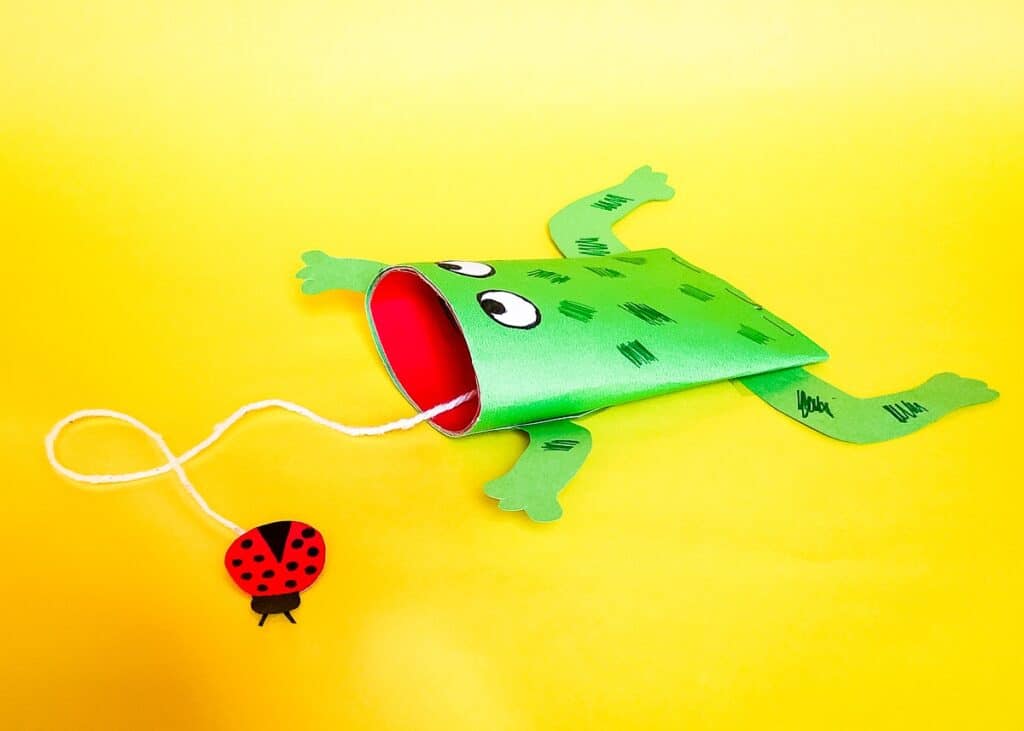 cute toilet paper frog craft for toddlers