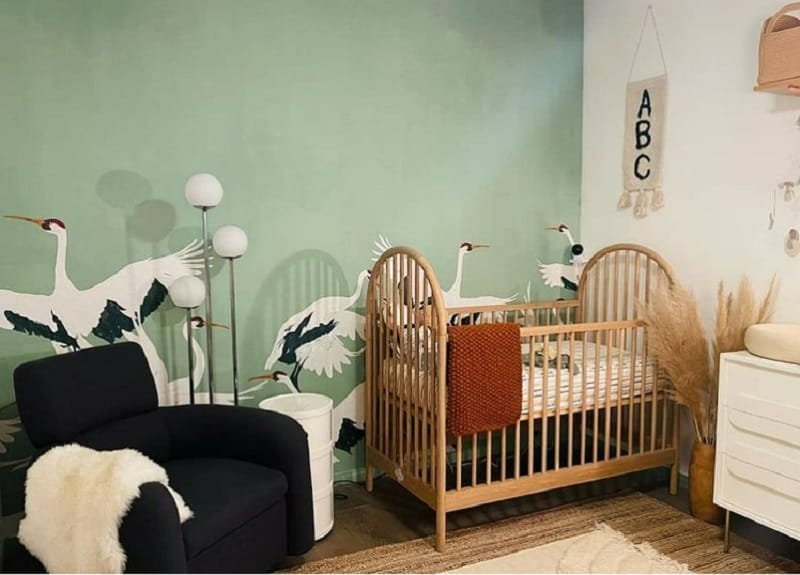 stork wall paper as green wall nursery ideas