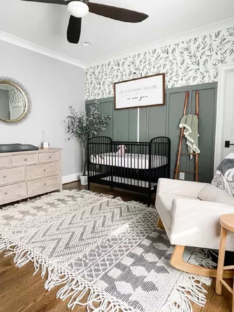 green and monochrome look for the nursery