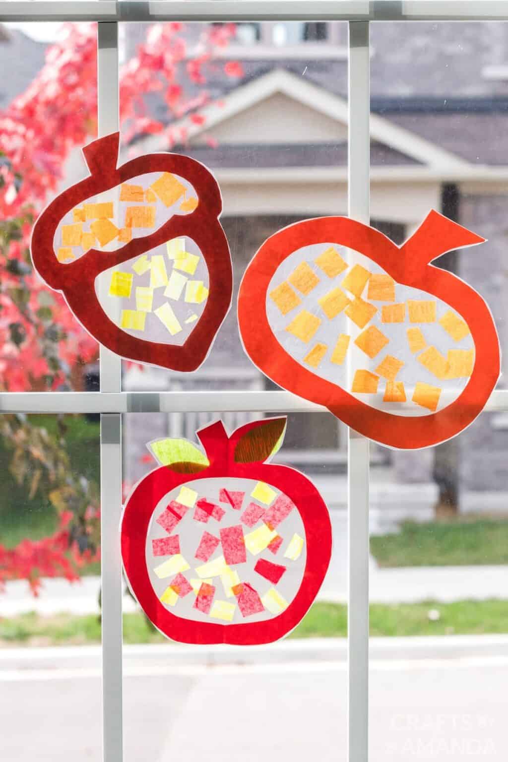 50+ Fun, Easy Fall Arts & Crafts For Toddlers 2 & 3 Years Old