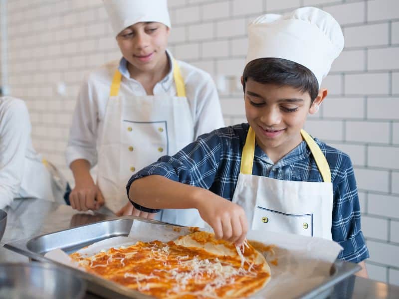 pizza making activities for 9 year old boy birthday party