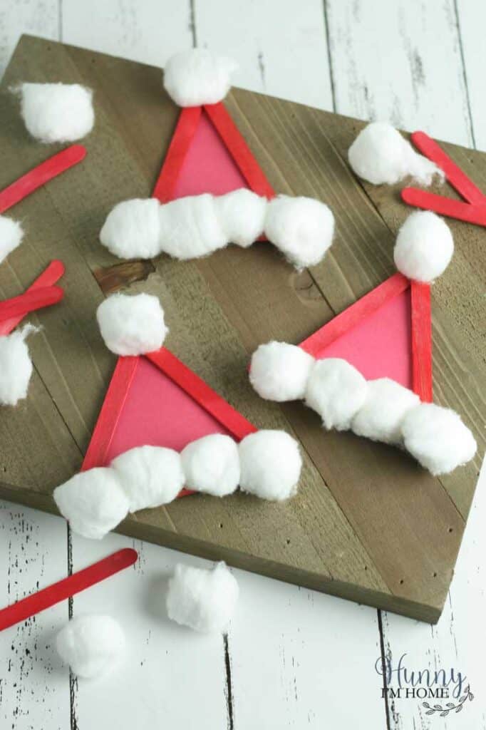mini santa hat crafts for toddlers to make