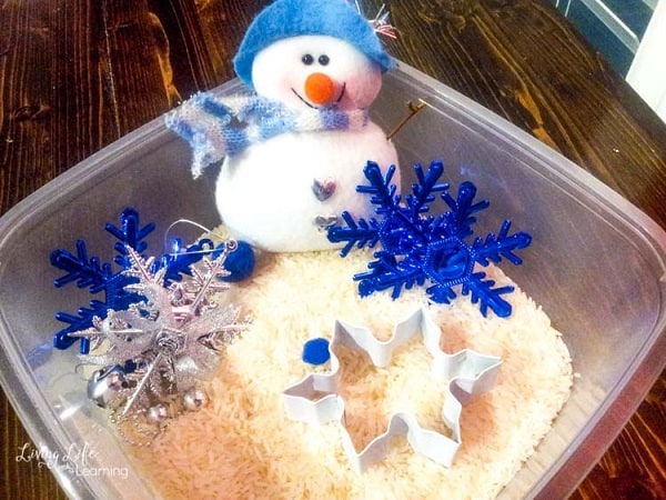 winter sensory activities for toddlers using fake rice