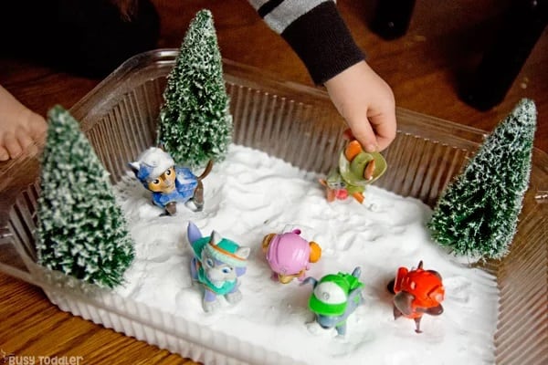 50 Christmas Sensory Activities & Bins for Toddlers & Preschoolers