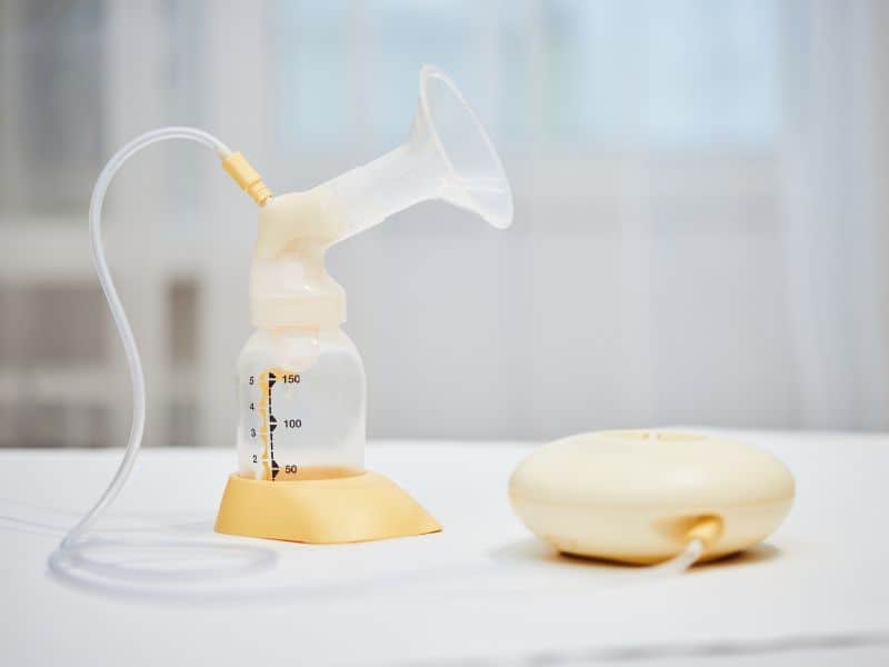buy breast pump after the arrival of baby