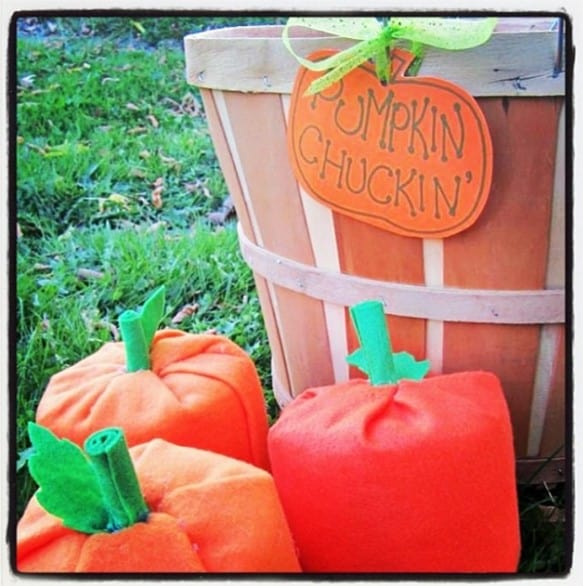 Pumpkin Chuckin’ Toss Halloween party game for kids, toddlers and preschoolers