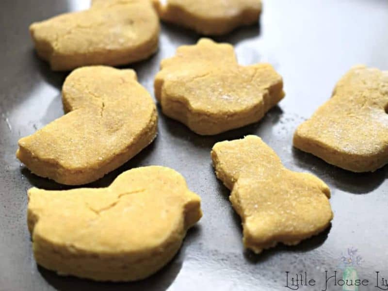 sweet potato crackers for easy toddler snacks