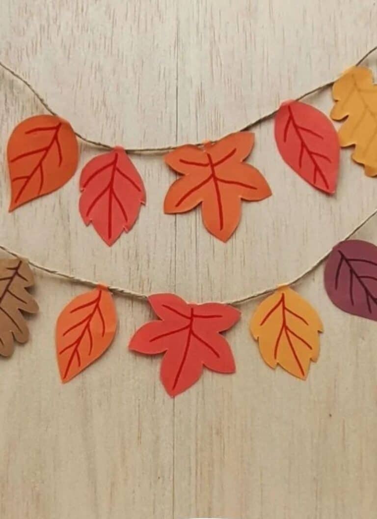 25 Fun & Easy Fall Leaf Crafts for Kids